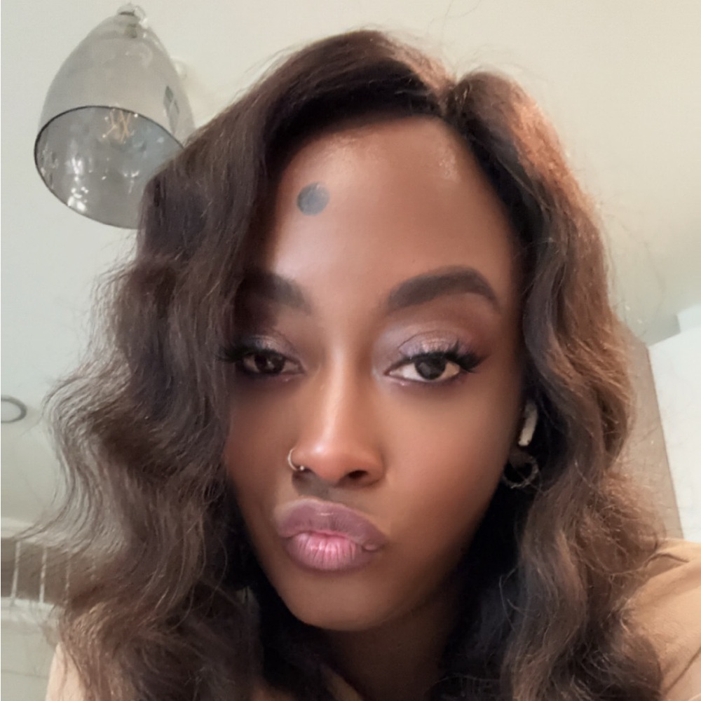 Meet your Posher, Patrice